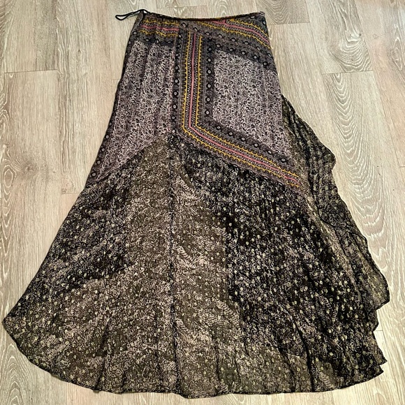 Free People Boho Gypsy Black White Asymmetrical Split Hem Sheer Maxi Skirt 4 XS - Picture 7 of 16